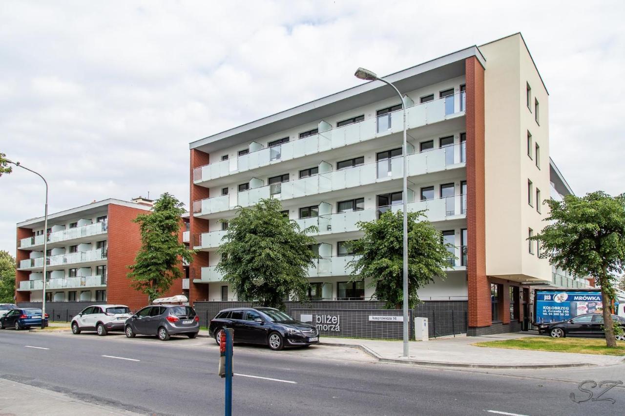 Blizej Morza 102 Z Prywatnym Garazem I Rowerami W Cenie Appartement Kołobrzeg Buitenkant foto
